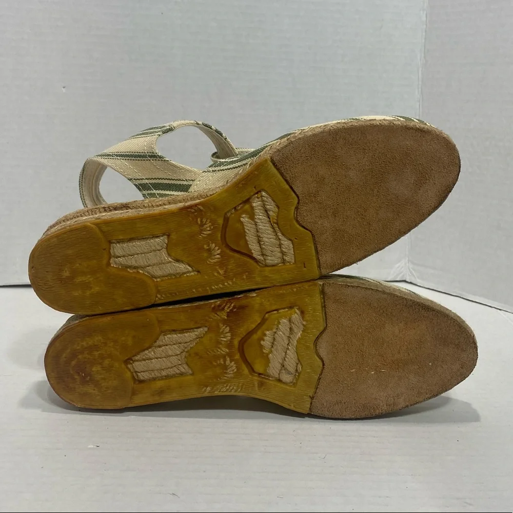 Apostrophe || Woman’s striped espadrilles size 7